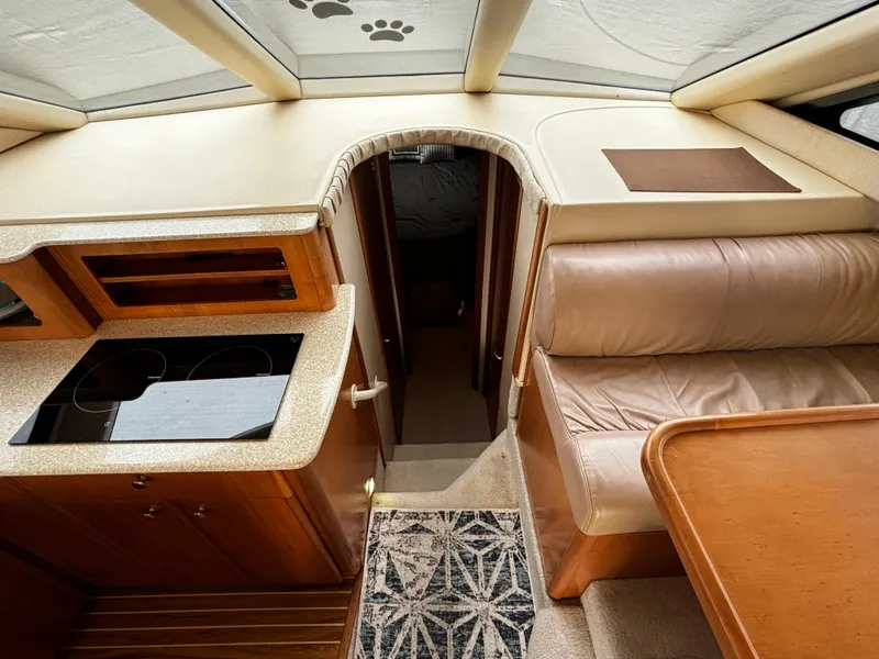 2003 Meridian 381 Sedan