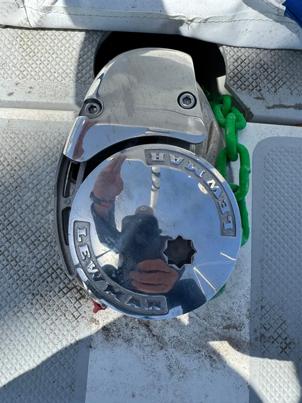 Lewmar winch on 1990 Catalina 30 MkII sailboat deck.