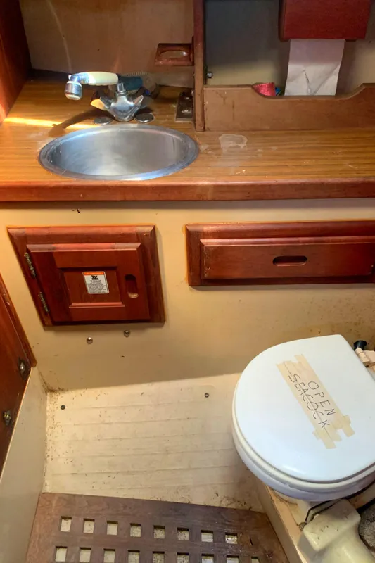 1979 Catalina 38