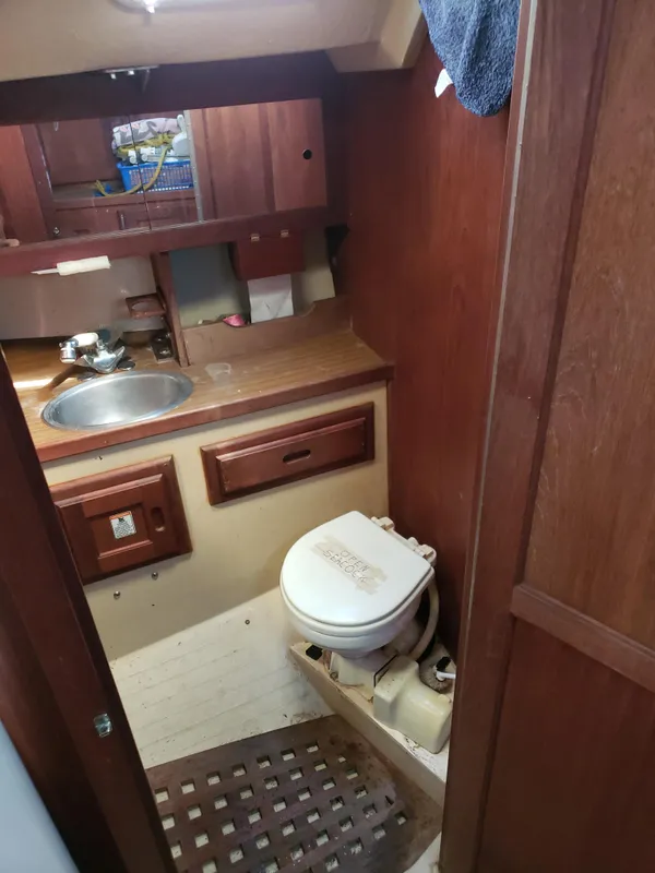 1979 Catalina 38