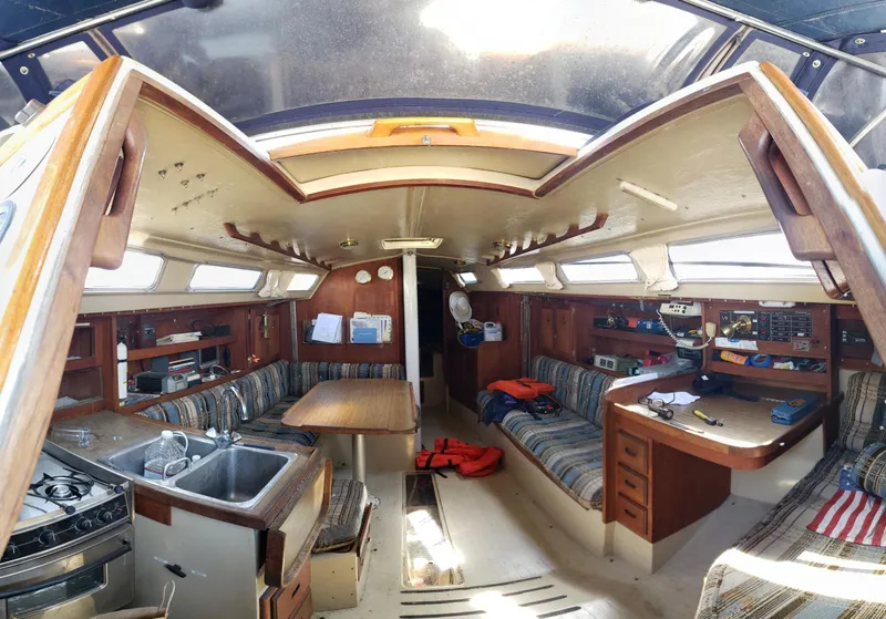 1979 Catalina 38