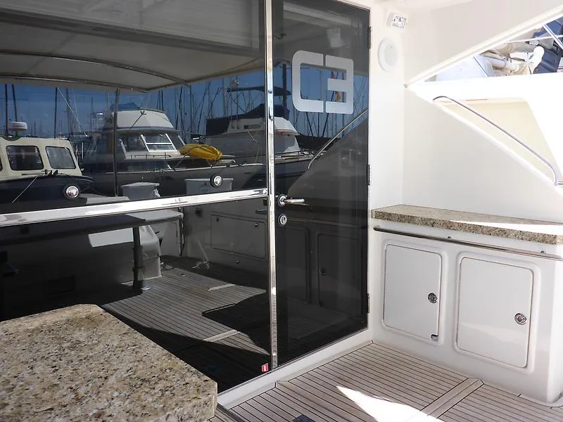 2008 Riviera Sport Yacht