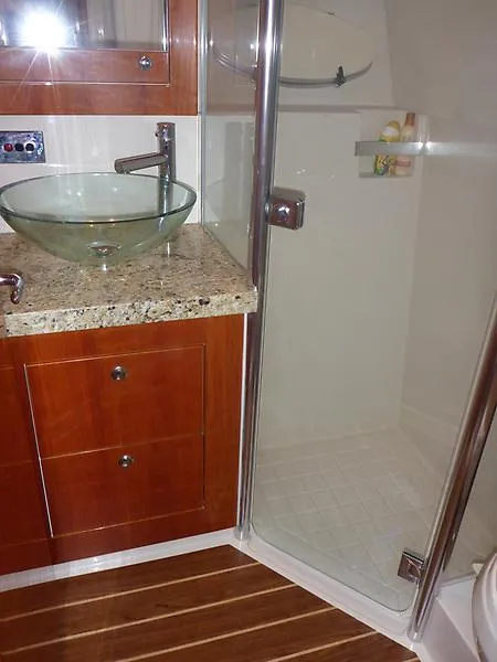 2008 Riviera Sport Yacht
