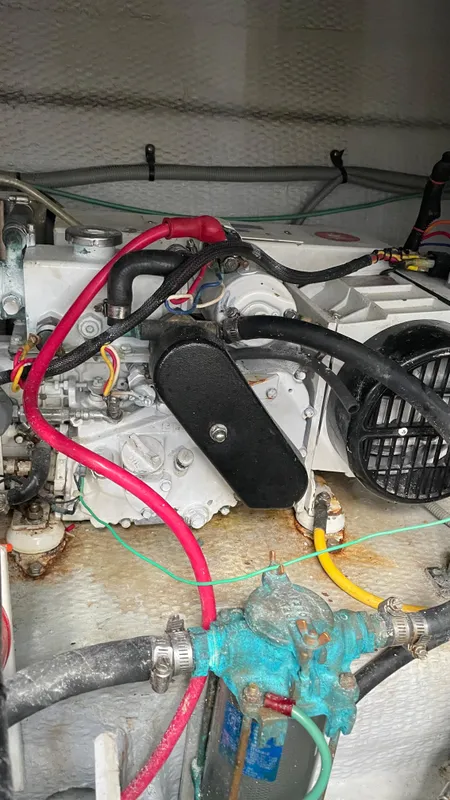 2000 Mainship Pilot 30 Sedan