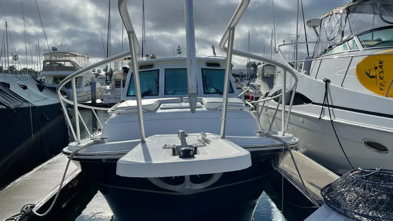 2000 Mainship Pilot 30 Sedan
