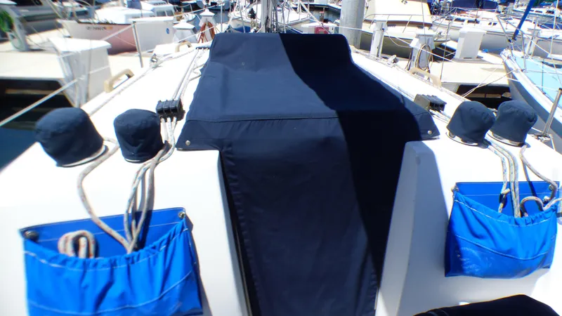 2000 Hunter Sloop