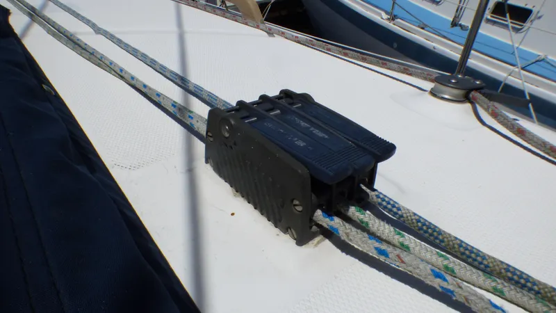 2000 Hunter Sloop