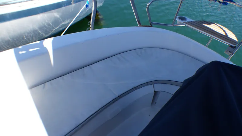 2000 Hunter Sloop