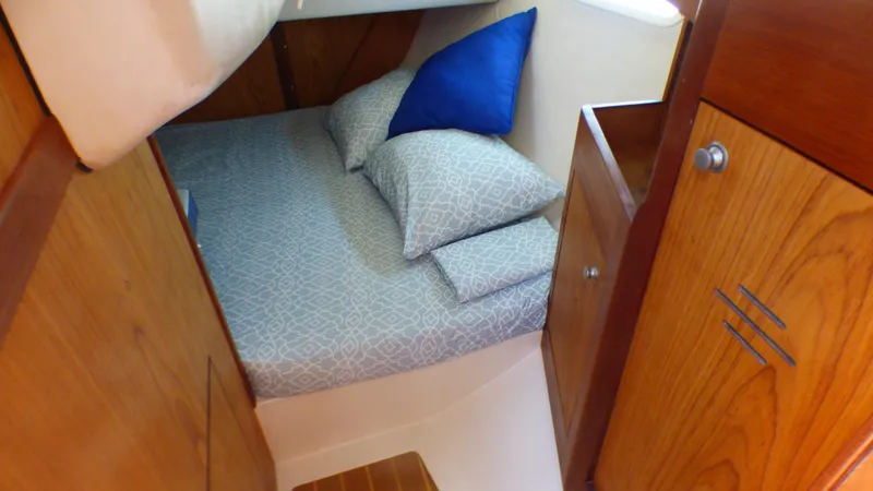 Aft cabin