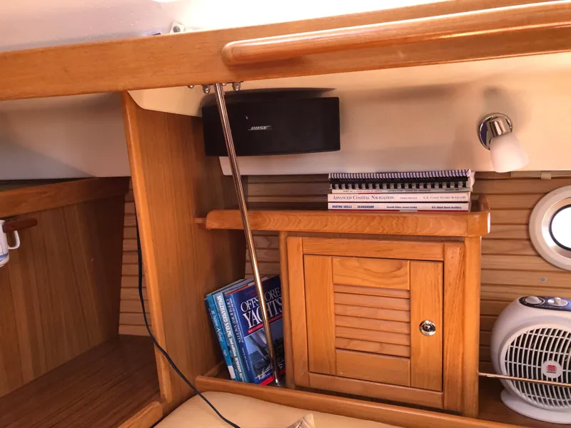 2009 Catalina 375