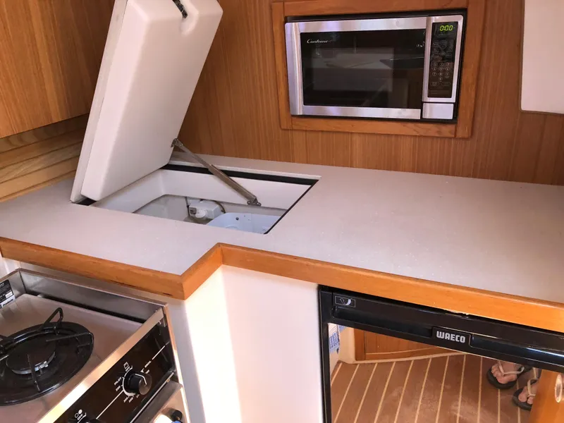 2009 Catalina 375