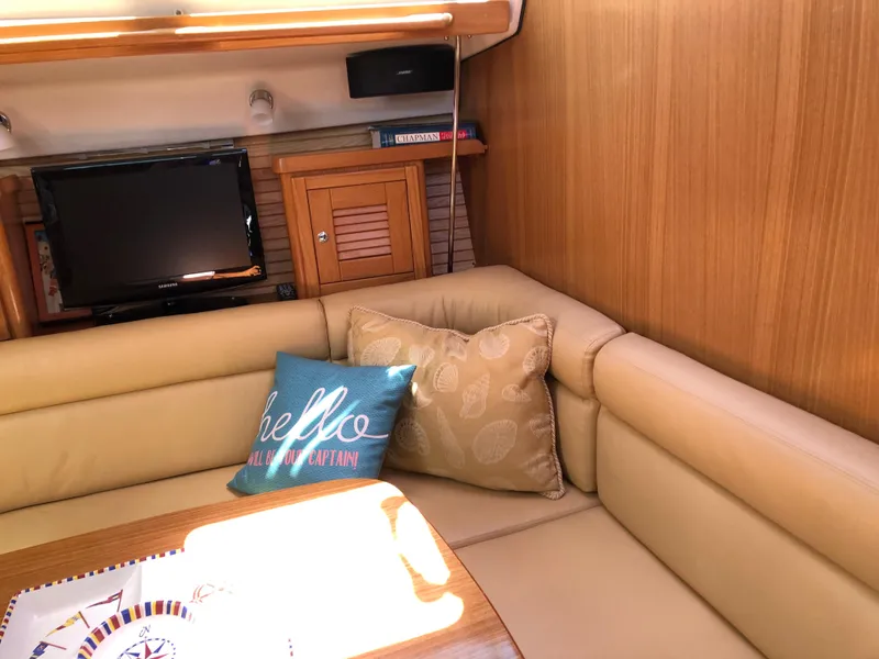 2009 Catalina 375