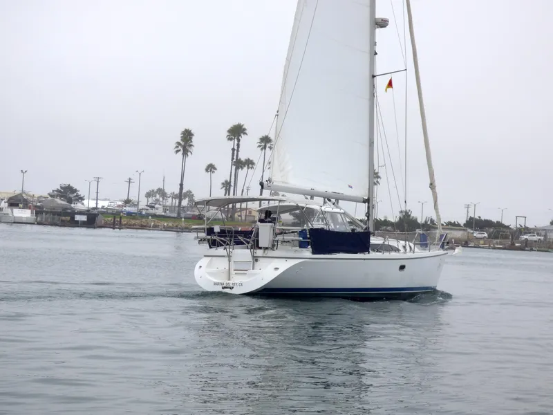 2009 Catalina 375