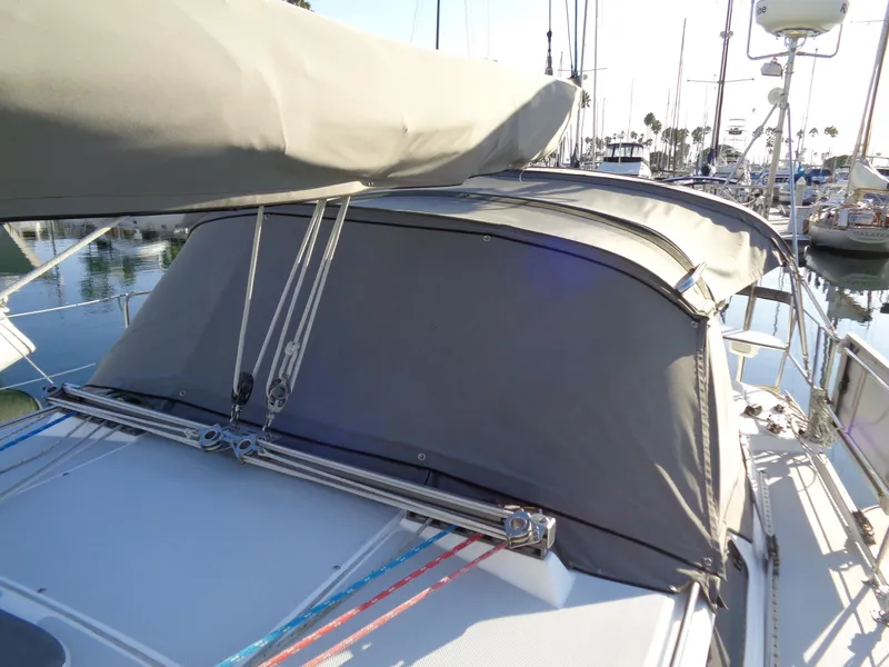2005 Catalina 42 MkII