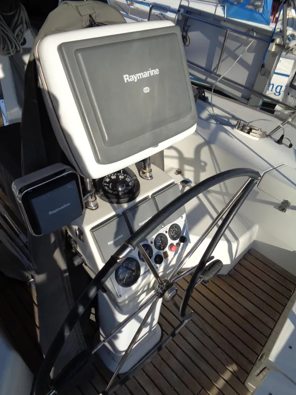 2005 Catalina 42 MkII