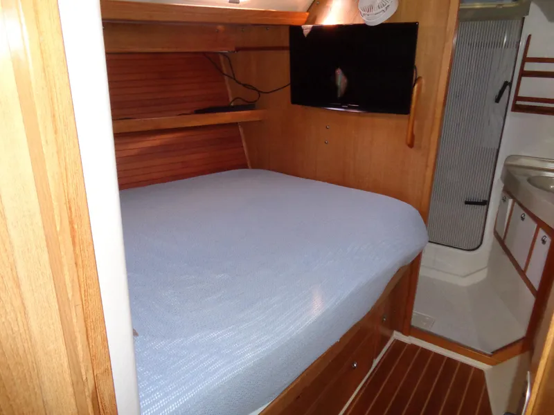 2005 Catalina 42 MkII