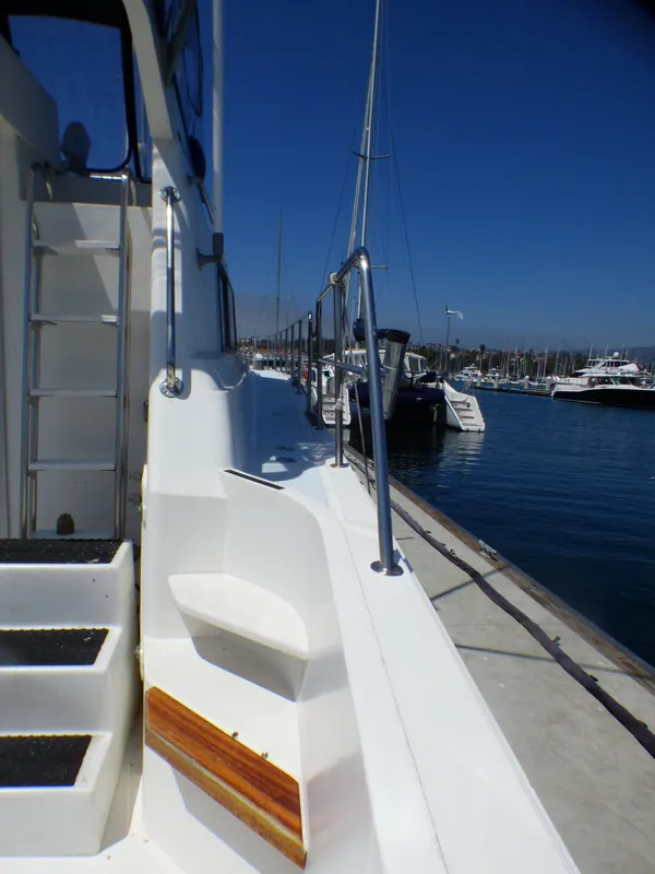 1986 Sea Hawk 48