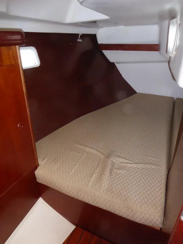 Aft Cabin 2