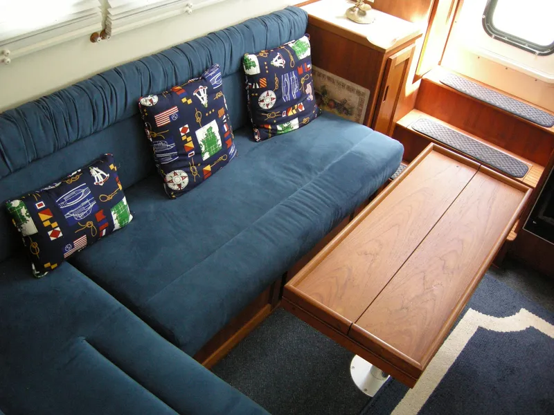 Settee