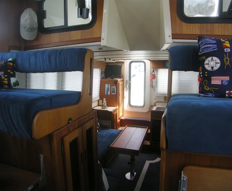 Looking to salon from pilothouse