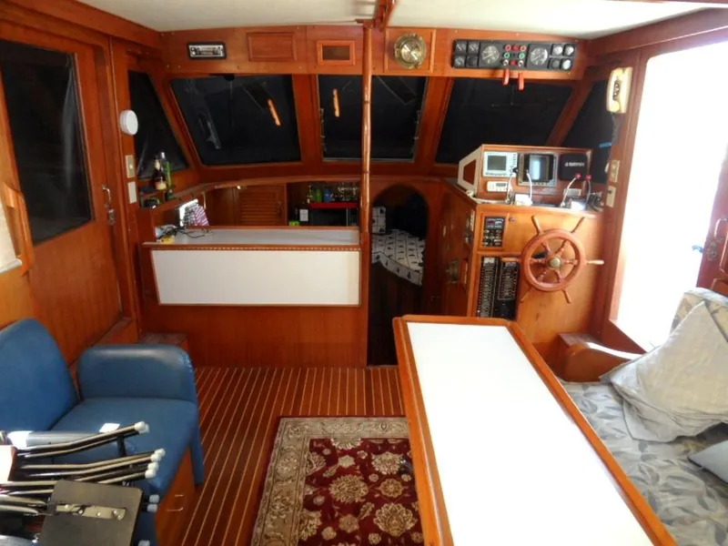 1986 PT Motoryacht