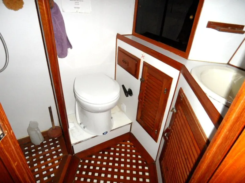 1986 PT Motoryacht