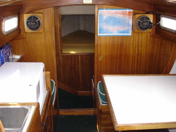 1968 Yankee Dolphin Sloop