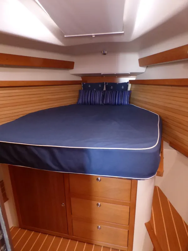 2008 Catalina 375