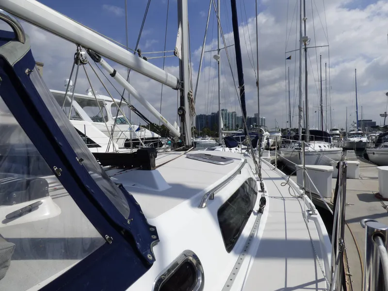 2008 Catalina 375