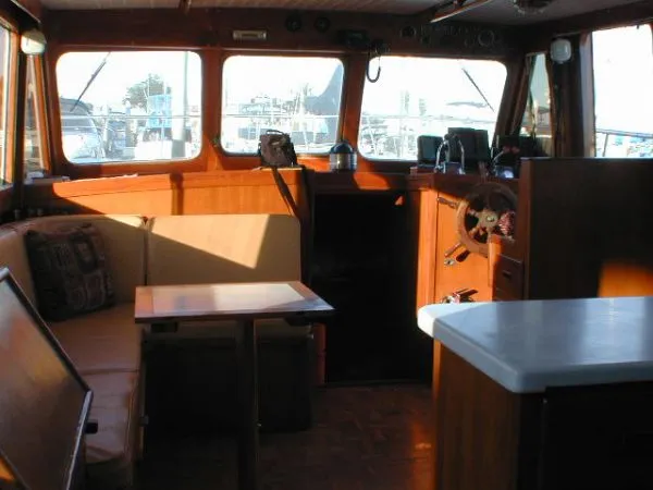 1979 CHB TRI CABIN TRAWLER