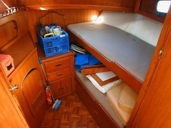 1979 CHB TRI CABIN TRAWLER