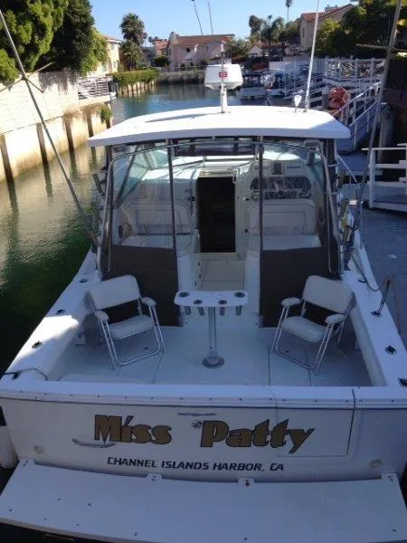 2001 Wellcraft 330 Coastal
