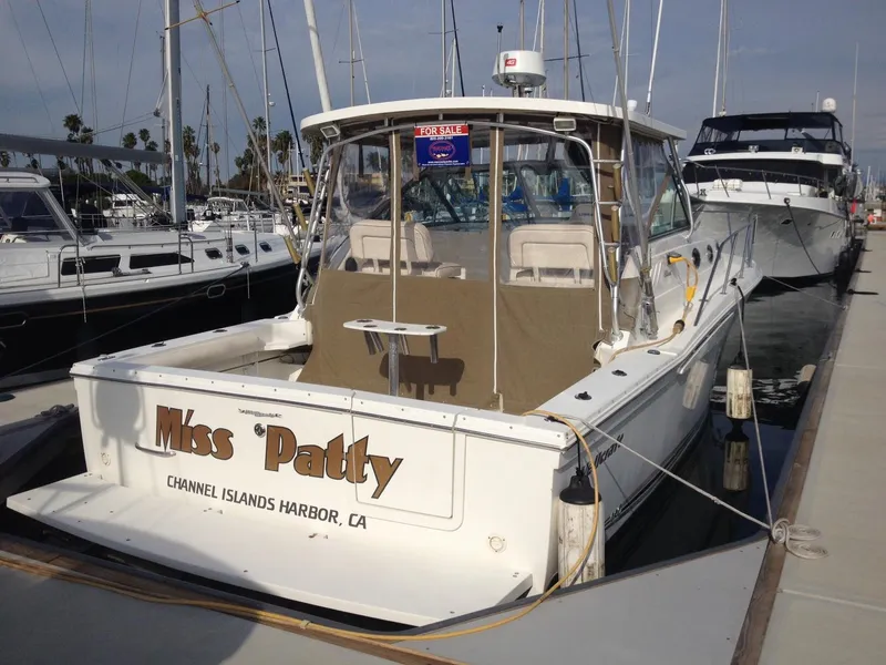 2001 Wellcraft 330 Coastal