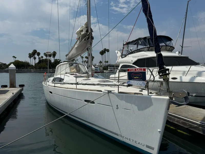 2008 Beneteau Oceanis 43