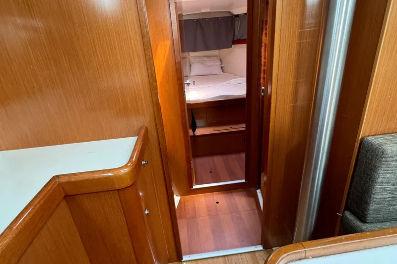 2008 Beneteau Oceanis 43