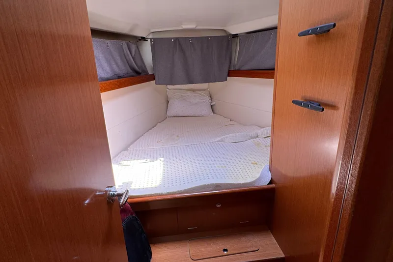 2008 Beneteau Oceanis 43