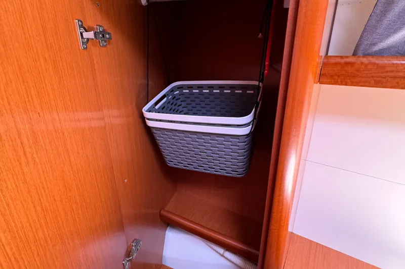 2008 Beneteau Oceanis 43