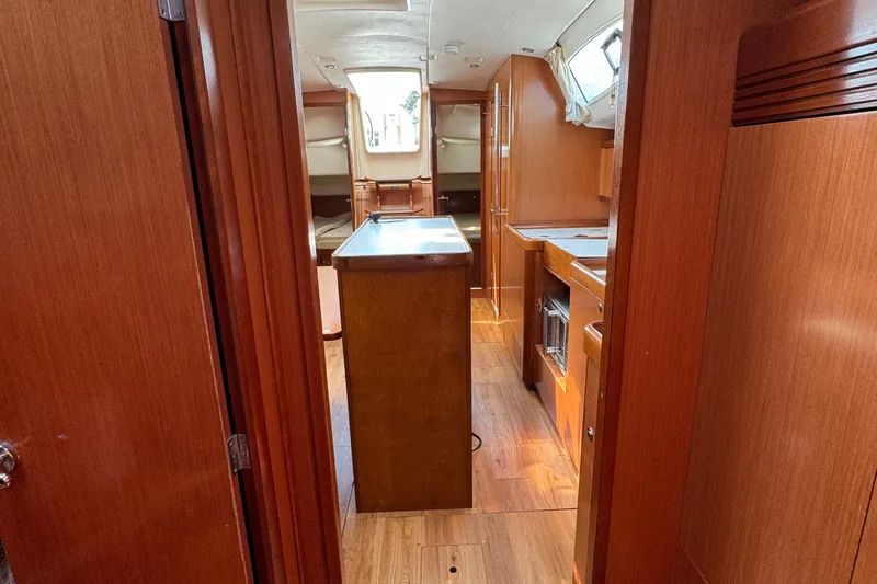 2008 Beneteau Oceanis 43