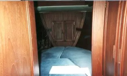 Foward V-berth