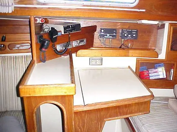 1984 Ericson 30+