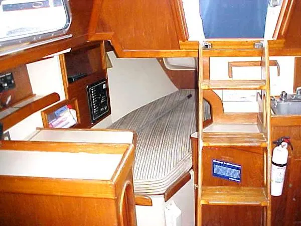 1984 Ericson 30+