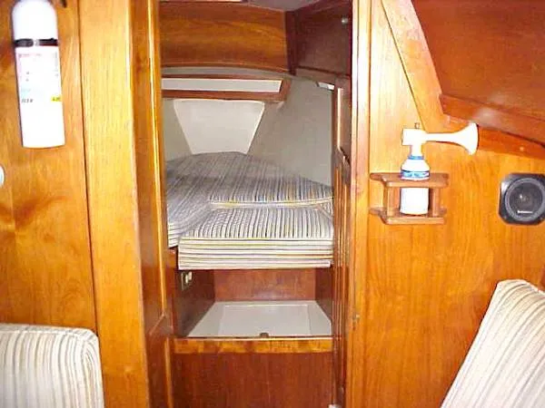 1984 Ericson 30+