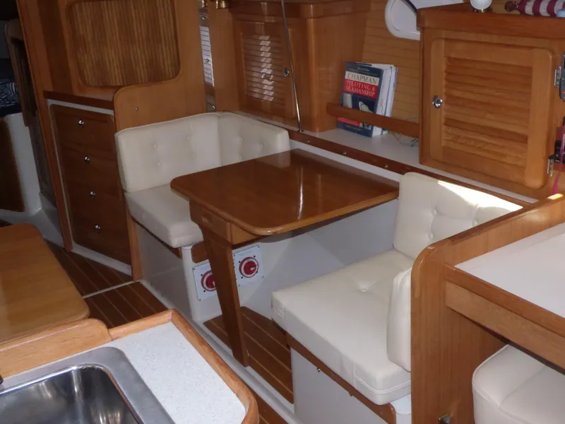 2005 Catalina 36 MkII