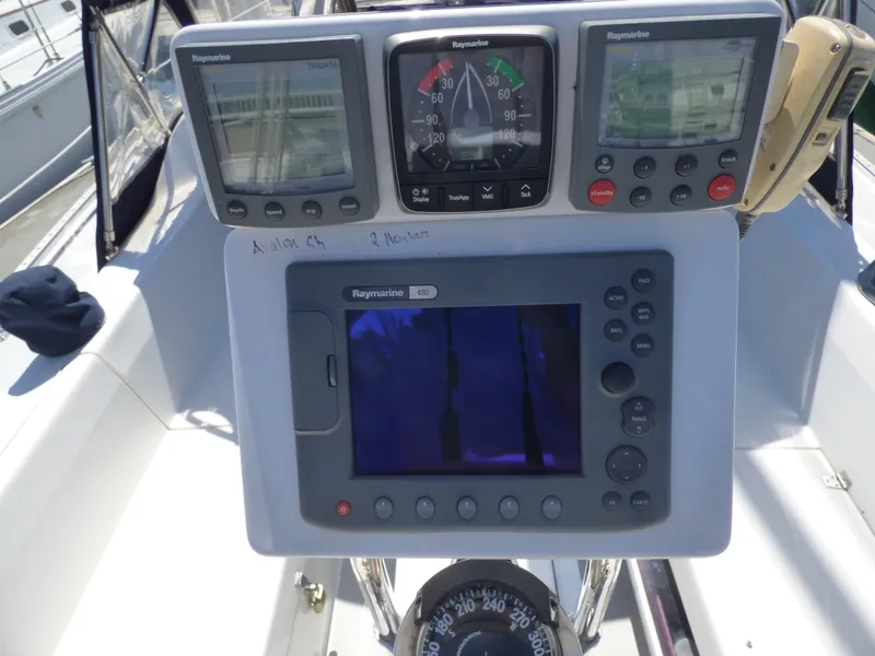 2005 Catalina 36 MkII