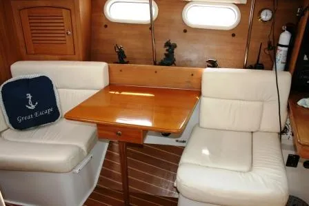 2003 Catalina 387
