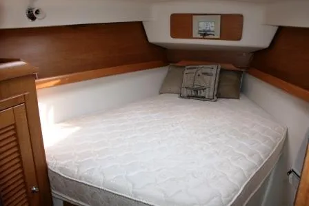 2003 Catalina 387