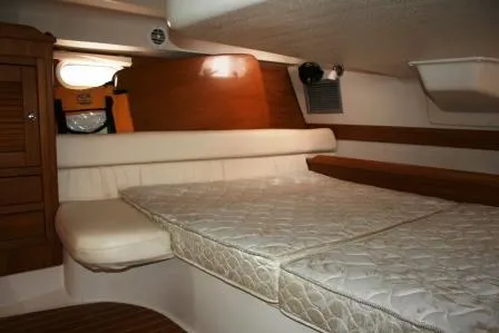 2003 Catalina 387