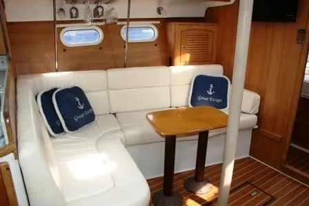 2003 Catalina 387