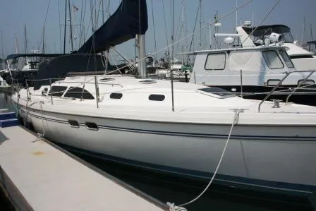 2003 Catalina 387