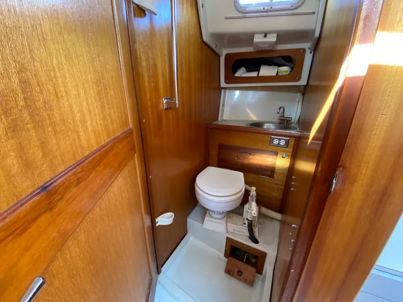 1974 Ericson Sloop